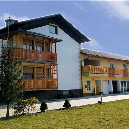 Вилла Tourist Farm Salamun Бановци Экстерьер фото