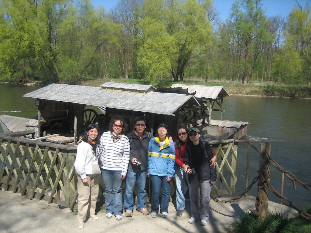 Вилла Tourist Farm Salamun Бановци Экстерьер фото
