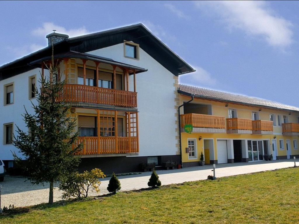 Вилла Tourist Farm Salamun Бановци Экстерьер фото