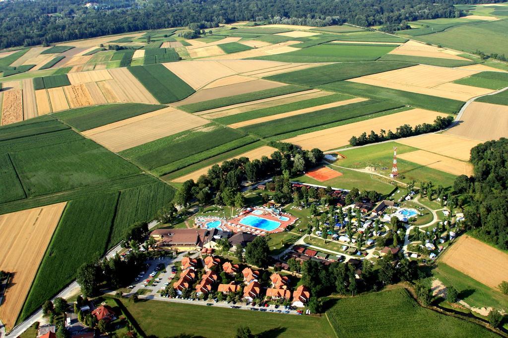 Вилла Tourist Farm Salamun Бановци Экстерьер фото